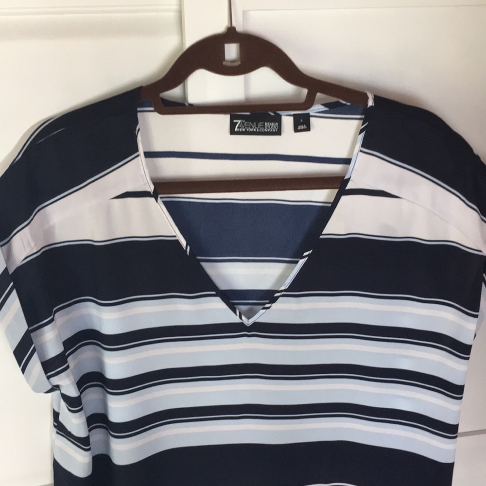 Cute Striped Top by New York & Company Size L - Picture 2 of 8